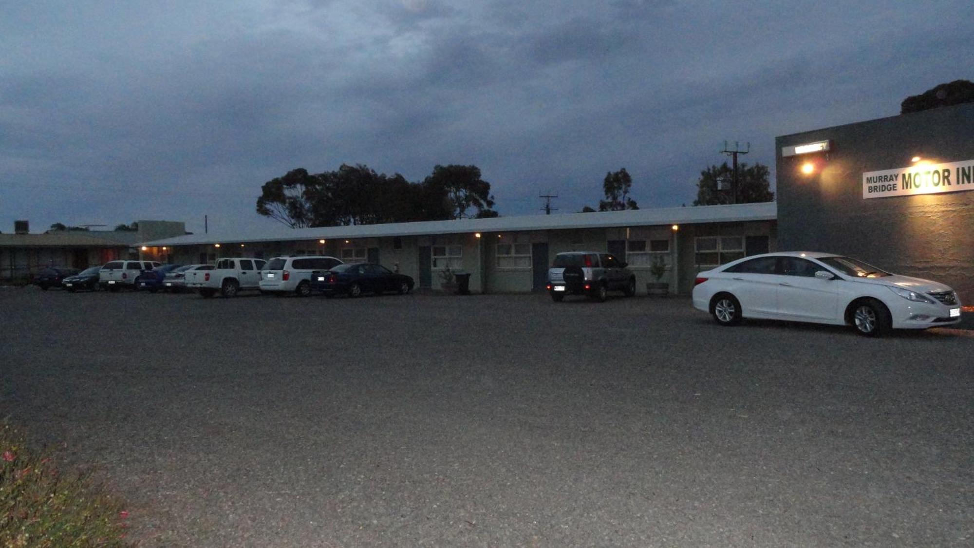 Murray Bridge Motor Inn Exteriör bild